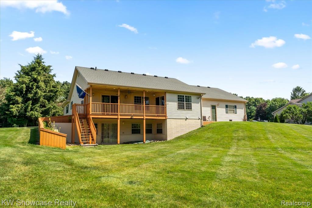 5037 Scheuners Way, Howell, MI 48843 — Photo 7