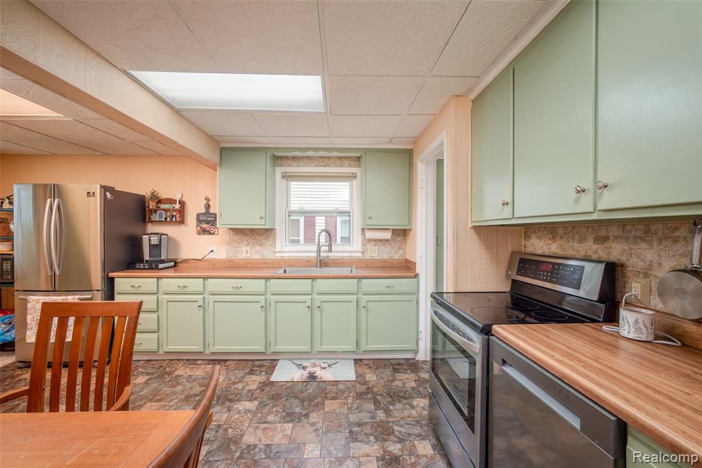 2252 Tyler Avenue, Berkley, MI 48072 — Photo 9