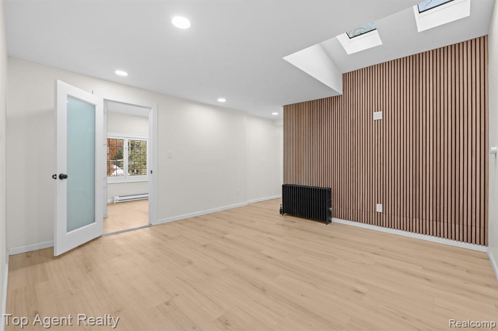 784 Barrington Road, Grosse Pointe Park, MI 48230 — Photo 2