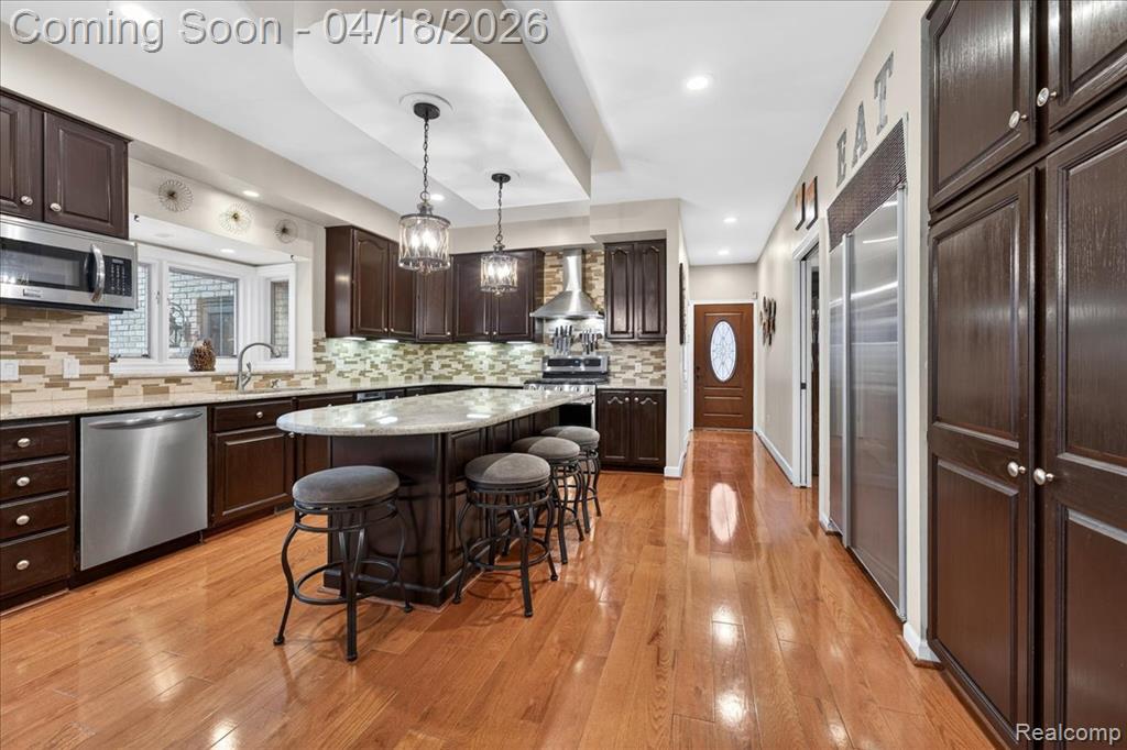 8657 Marquette Drive, Grosse Ile, MI 48138 — Photo 15