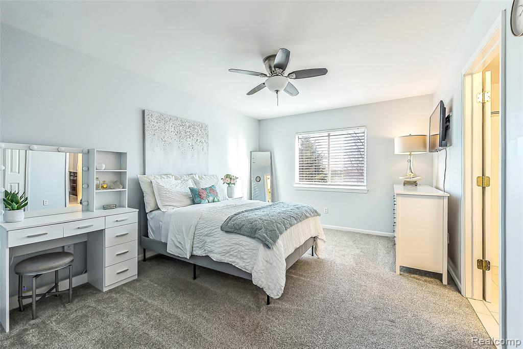 1012 Paddock Lane, South Lyon, MI 48178 — Photo 18