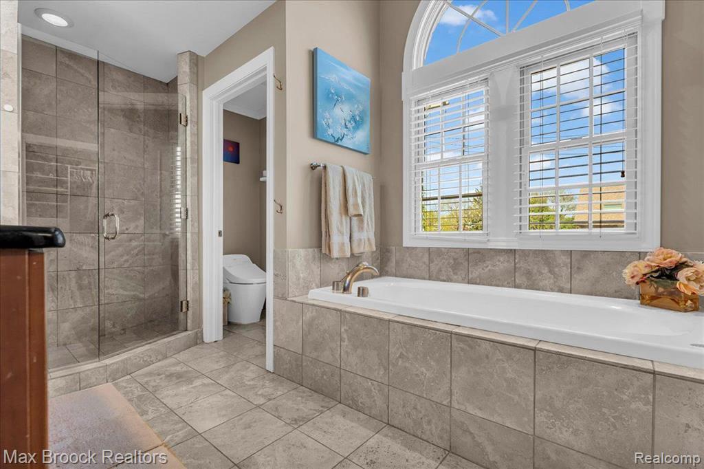 570 TOWNSEND Street, Birmingham, MI 48009 — Photo 16