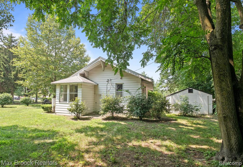 918 Saint Louis Street, Ferndale, MI 48220 — Photo 20