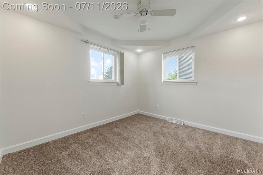 5965 N Lafayette Street, Dearborn Heights, MI 48127 — Photo 16
