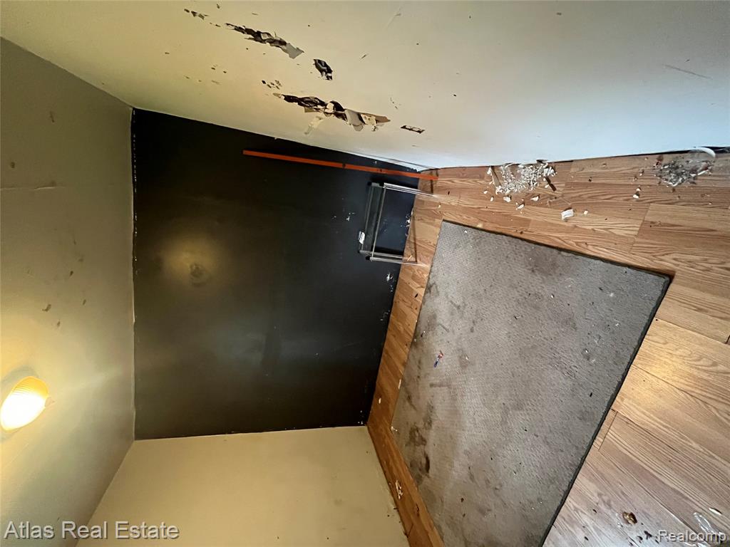 4065 Jefferson Street, Burton, MI 48509 — Photo 9