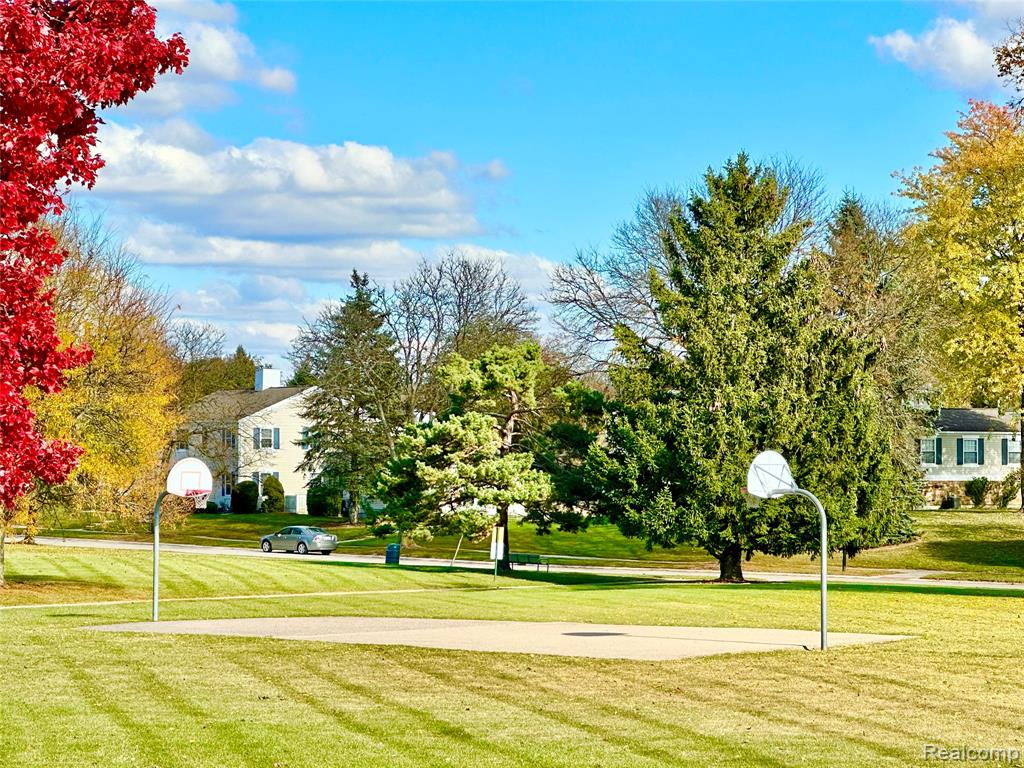 21140 E Glen Haven Circle, Novi, MI 48167 — Photo 33