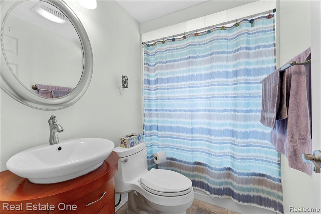 9454 Birch Street, Taylor, MI 48180 — Photo 13