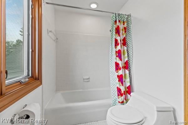 4568 Rolling Ridge Road, West Bloomfield, MI 48323 — Photo 50