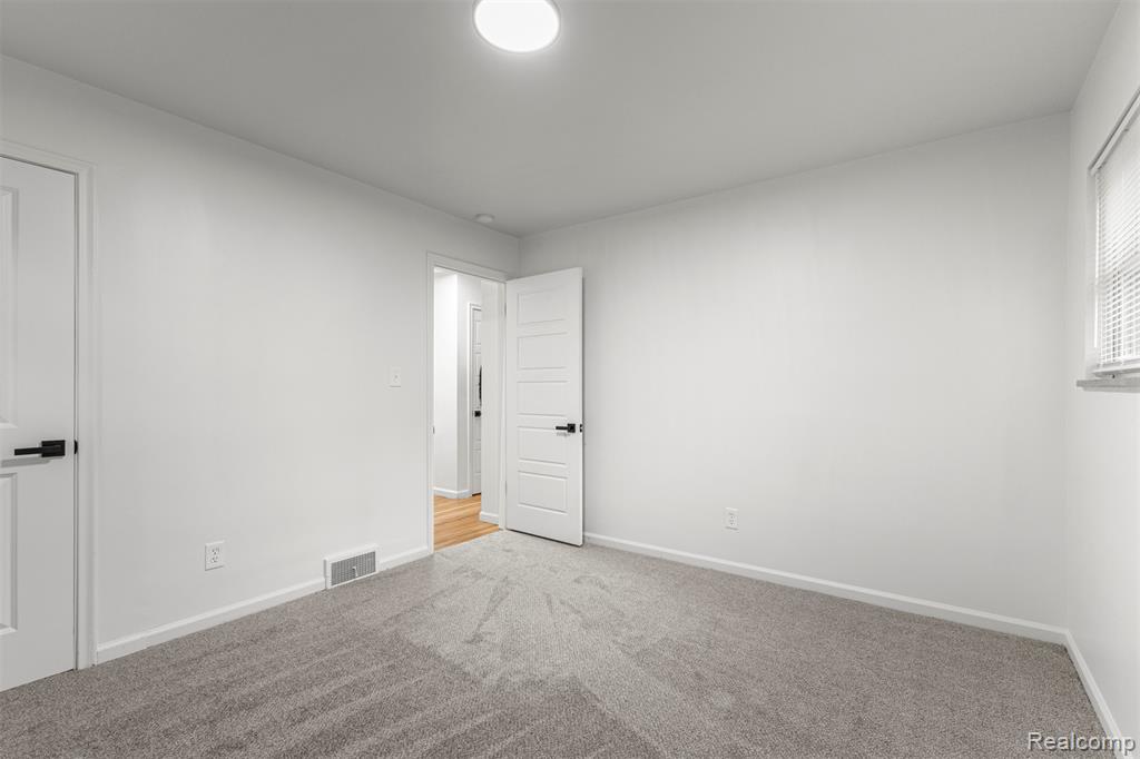 9983 Hemingway, Redford, MI 48239 — Photo 18