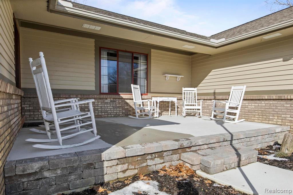 4025 PRESIDENTIAL Way, Highland, MI 48356 — Photo 16
