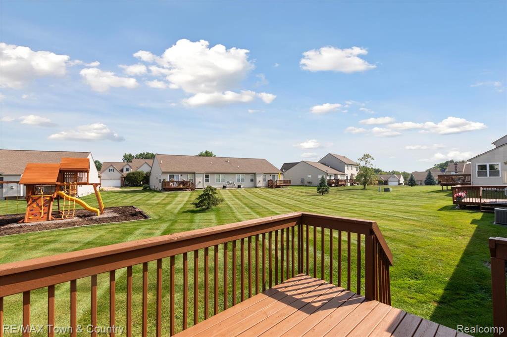 2571 ARALIA Drive, Howell, MI 48855 — Photo 36