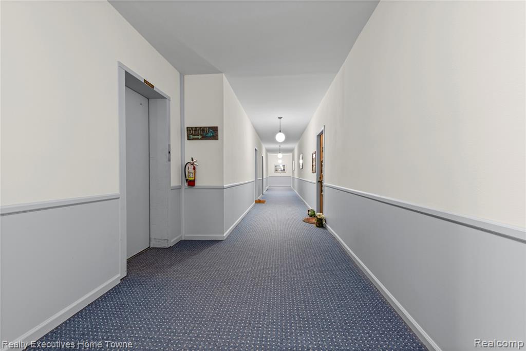 4500 Lakeshore Road, 20, Fort Gratiot, MI 48059 — Photo 12