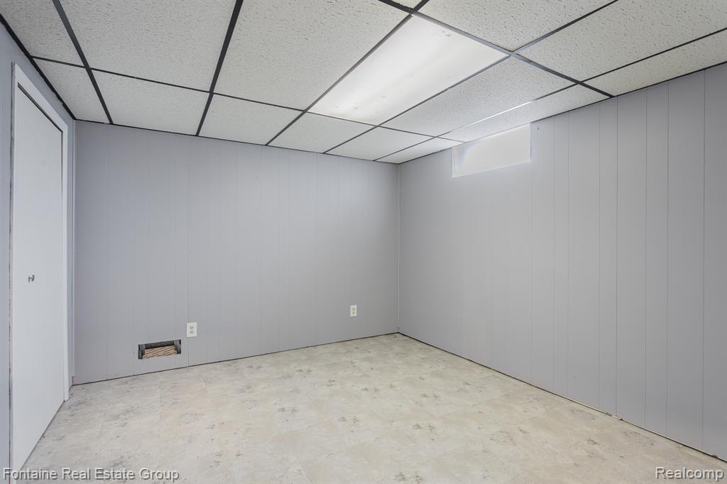 40395 Gilbert Street, Plymouth, MI 48170 — Photo 20