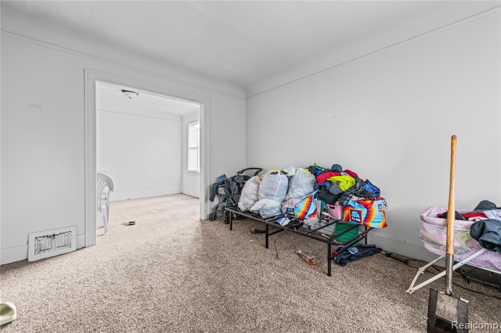 9892 Chenlot Street, Detroit, MI 48204 — Photo 6