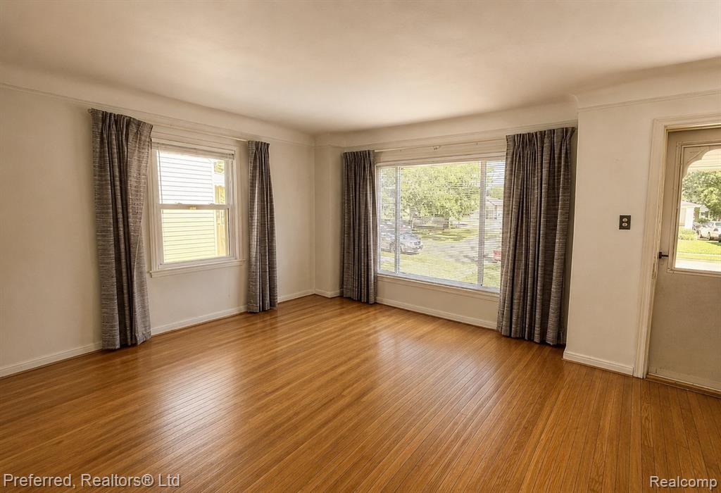 24353 Dartmouth Street, Dearborn Heights, MI 48125 — Photo 6