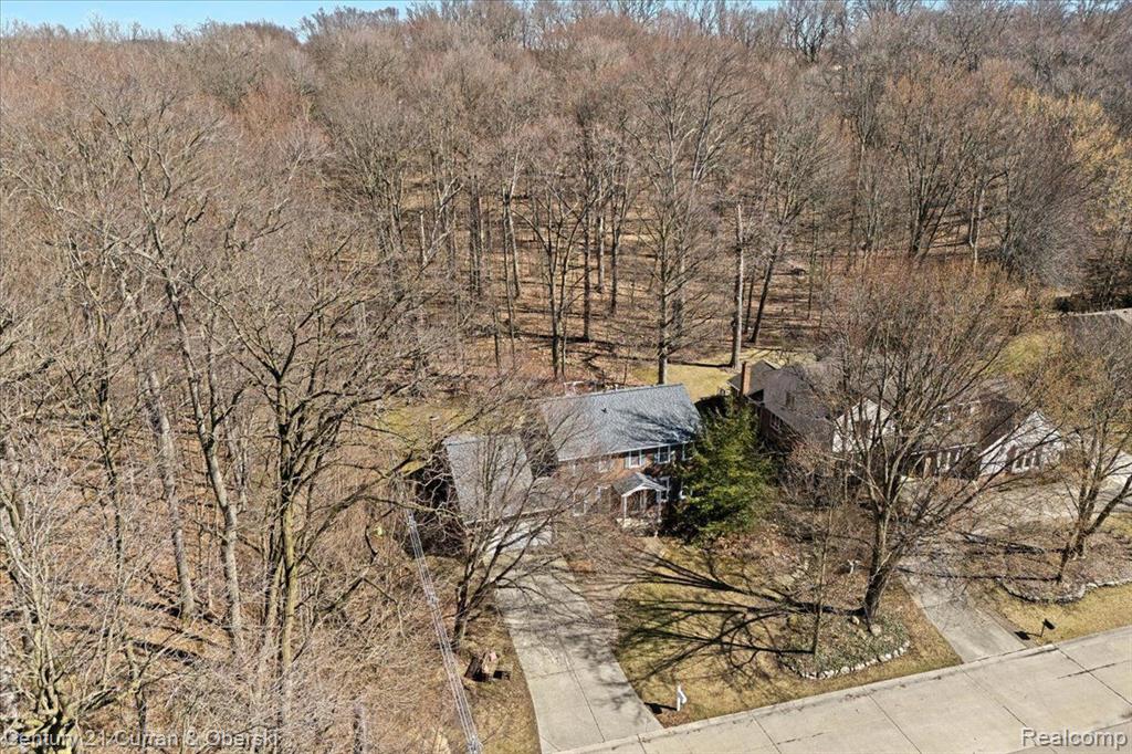 18080 Winchester Drive, Northville, MI 48168 — Photo 37