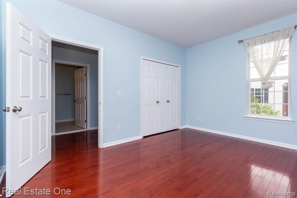 934 W Summerfield Glen Circle, Ann Arbor, MI 48103 — Photo 17