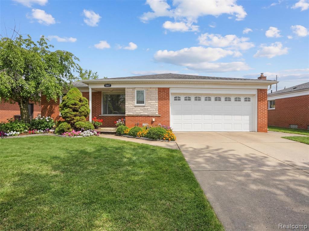 7697 Carrousel Boulevard, Westland, MI — front exterior