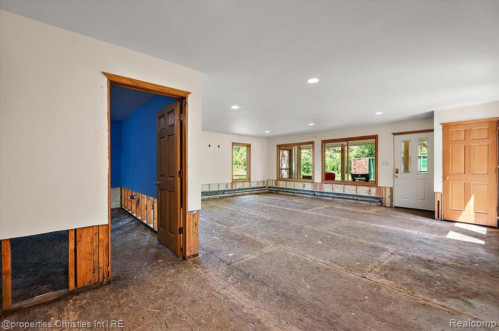 157 E Elmwood, Leonard, MI 48367 — Photo 50