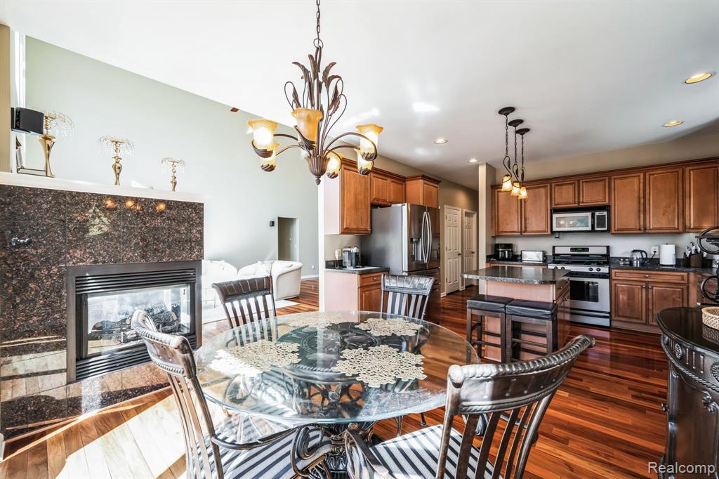 6768 HAYMARKET, Shelby Twp, MI 48317 — Photo 16