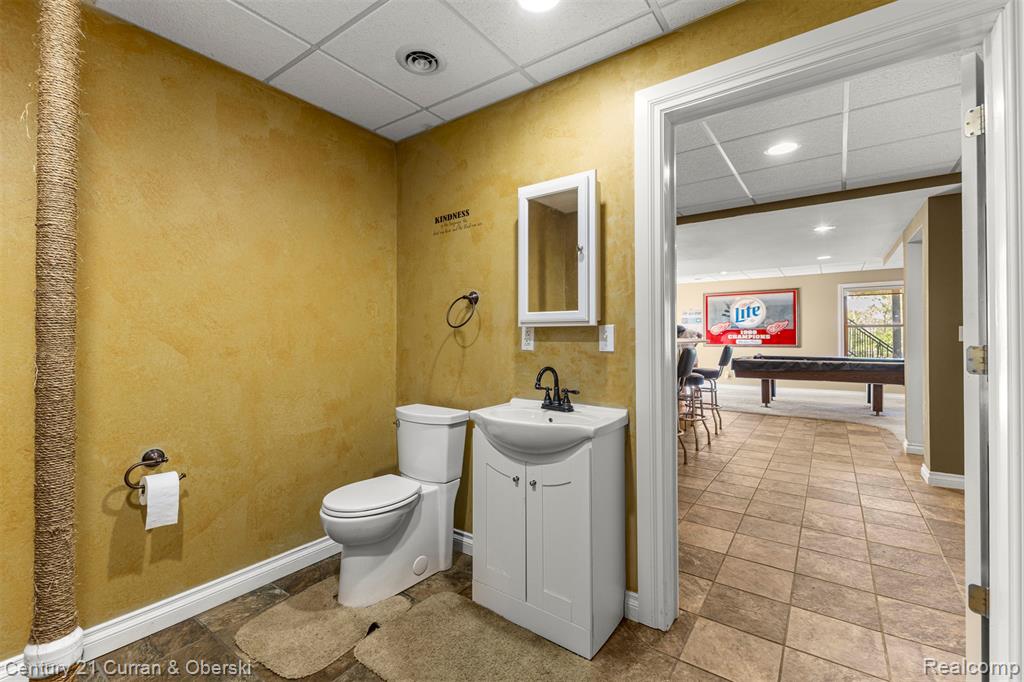 2732 Carric Court, Jackson, MI 49201 — Photo 29