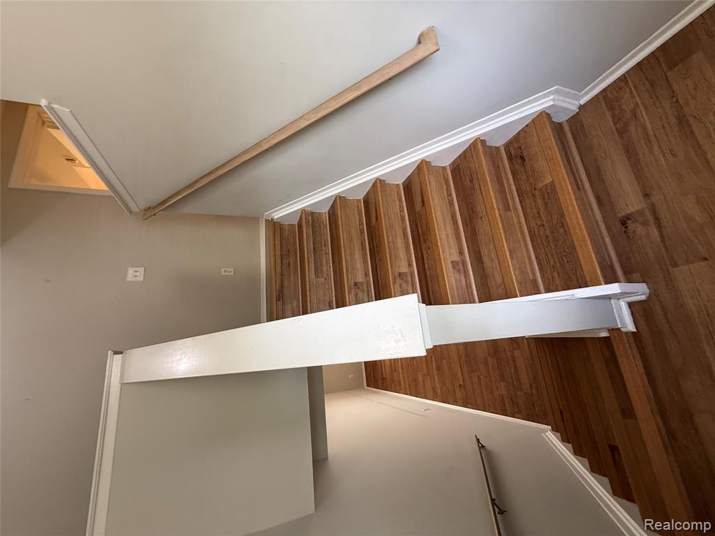 7059 Colonial Oaks Drive, Waterford, MI 48327 — Photo 21