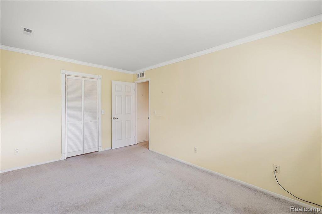 480 BALDWIN Avenue, 13, Rochester, MI 48307 — Photo 15