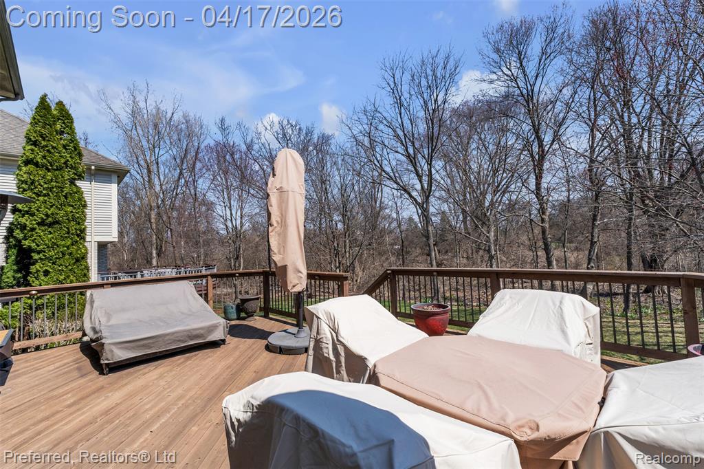 8560 Vista Court, Westland, MI — Photo 62