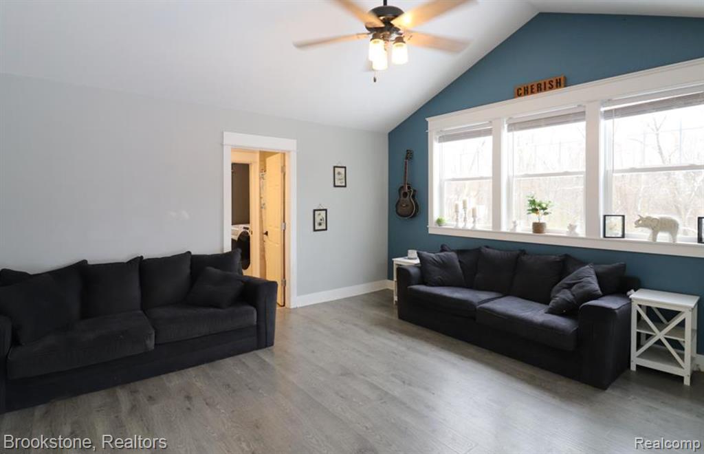 554 SHERIDAN Road, Jackson, MI 49203 — Photo 20