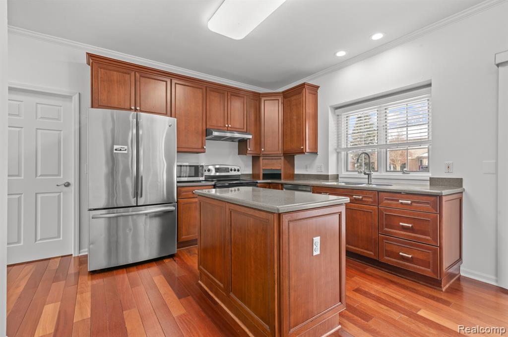 772 Caribou Court, Rochester, MI 48307 — Photo 10