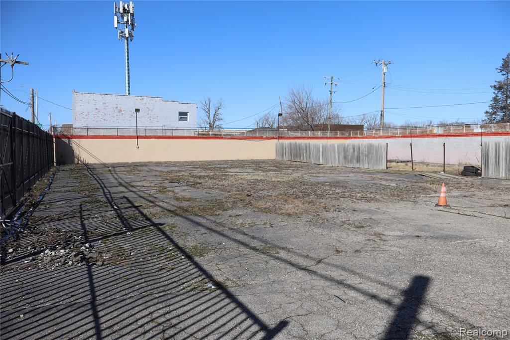 102 W State Fair, Highland Park, MI 48203 — Photo 10