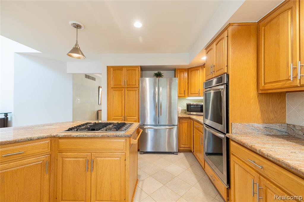 29462 East River Road, Grosse Ile, MI 48138 — Photo 25