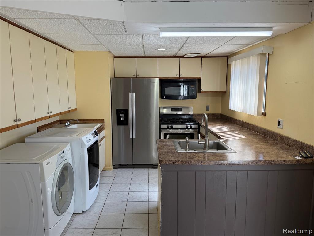 4702 Arden Avenue, Warren, MI 48092 — Photo 9