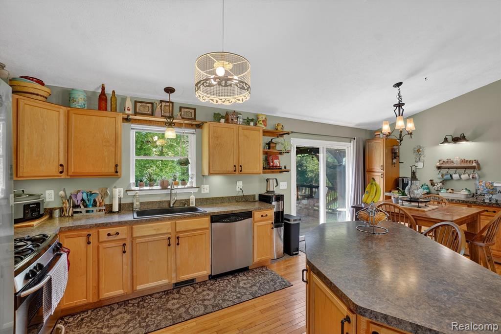 9565 Crofoot Road, Fowlerville, MI 48836 — Photo 12