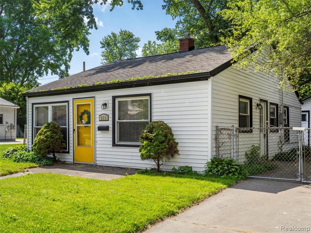 594 E Barrett Avenue, Madison Heights, MI 48071 — Photo 8