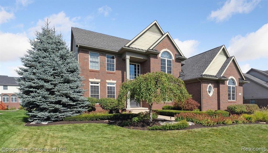 46656 MERION Circle, Northville, MI 48168 — Photo 2