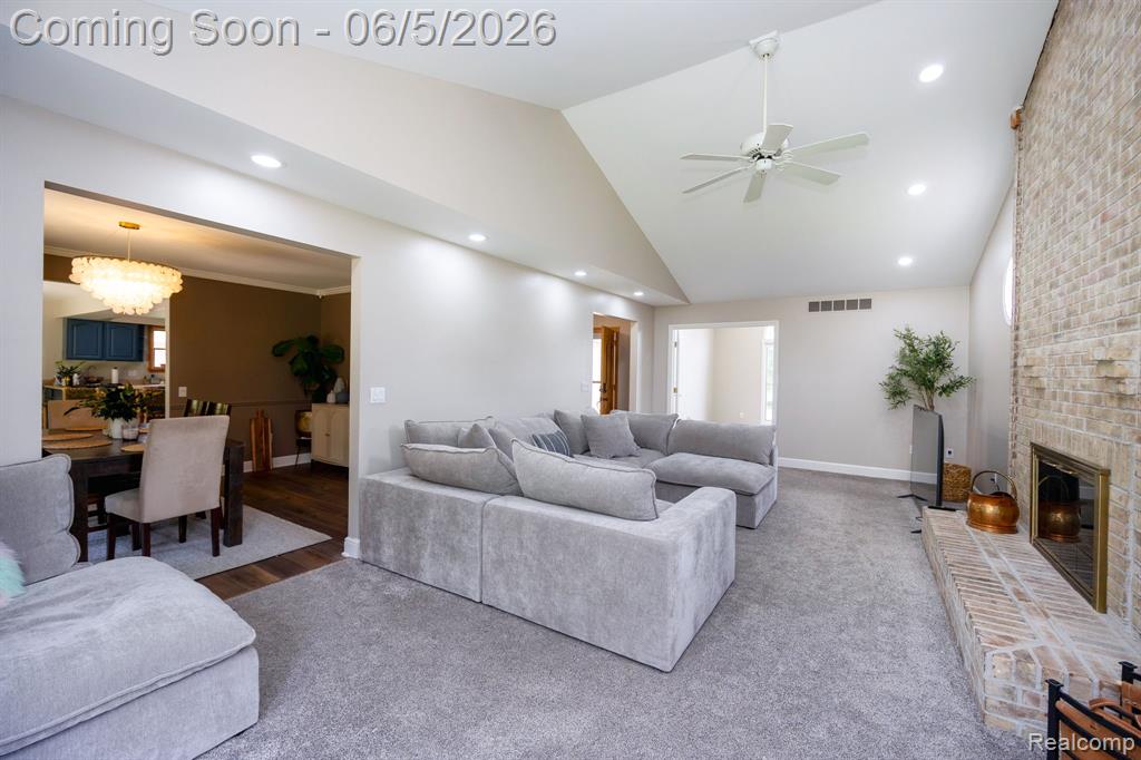 932 River Court, Wyandotte, MI 48192 — Photo 23