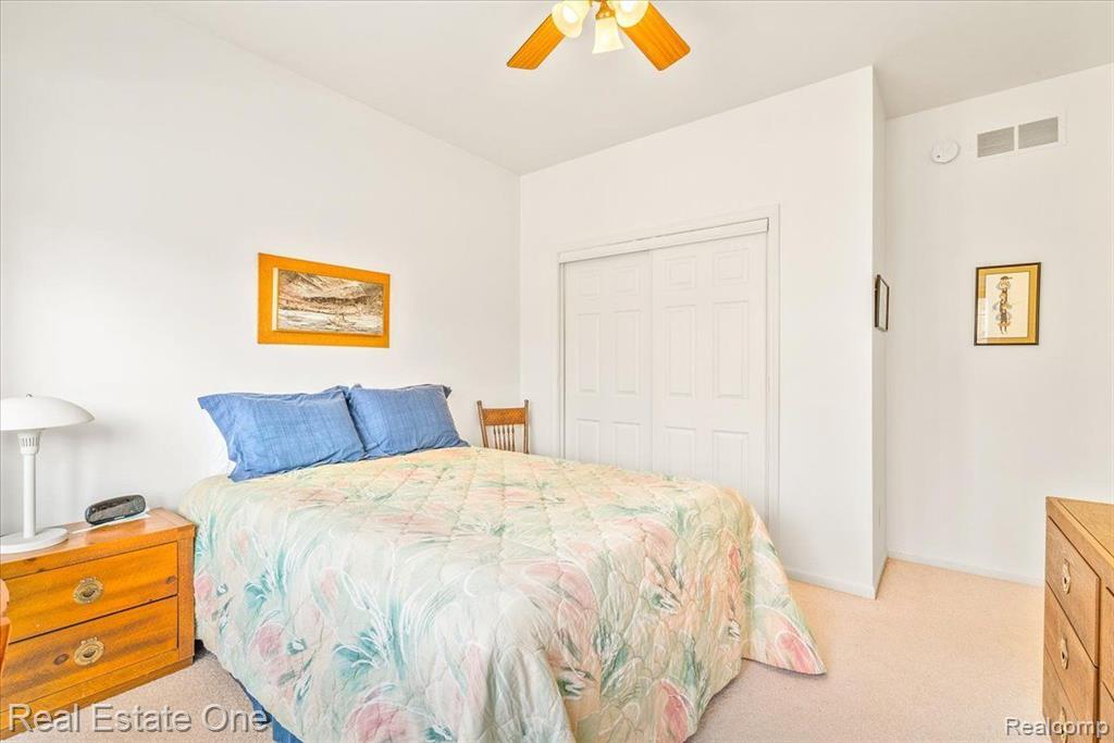 39612 GREENBRIER Court, Northville, MI 48168 — Photo 40