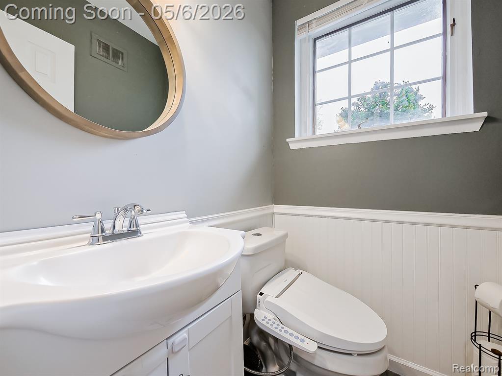 41528 Greenwood Court, Canton, MI 48187 — Photo 17