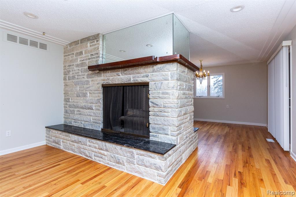 4355 S LAPEER Road, Metamora, MI 48455 — Photo 8