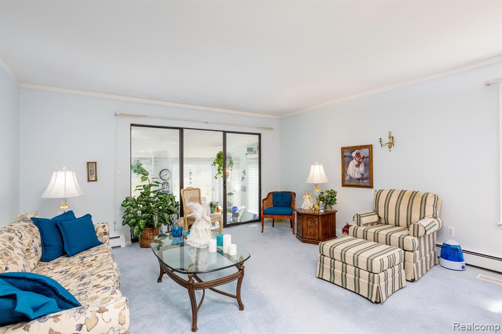 9871 Cambridge Court, South Lyon, MI 48178 — Photo 5