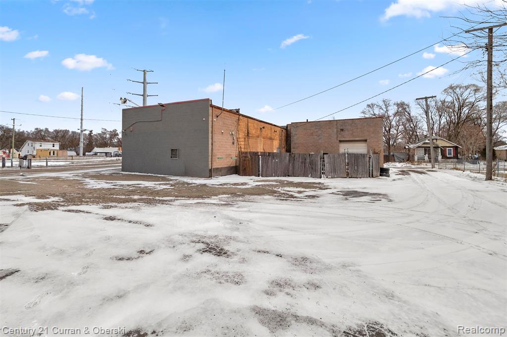 7417 W 8 Mile Road, Detroit, MI 48221 — Photo 27