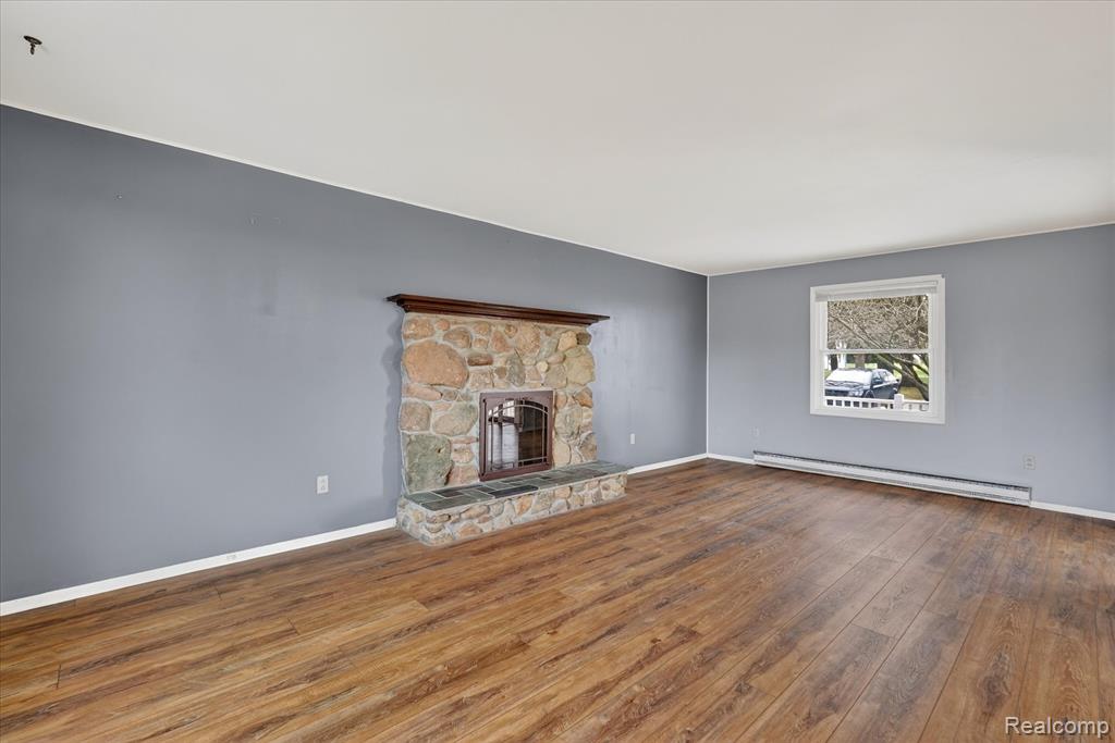 992 W Bennington Road, Owosso, MI 48867 — Photo 9
