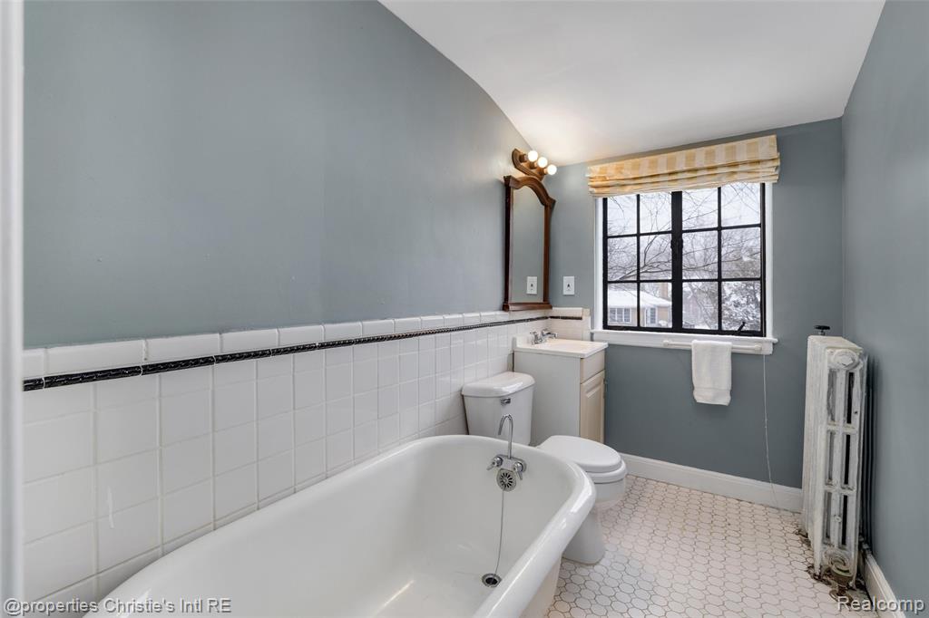 19435 Shrewsbury Road, Detroit, MI 48221 — Photo 54