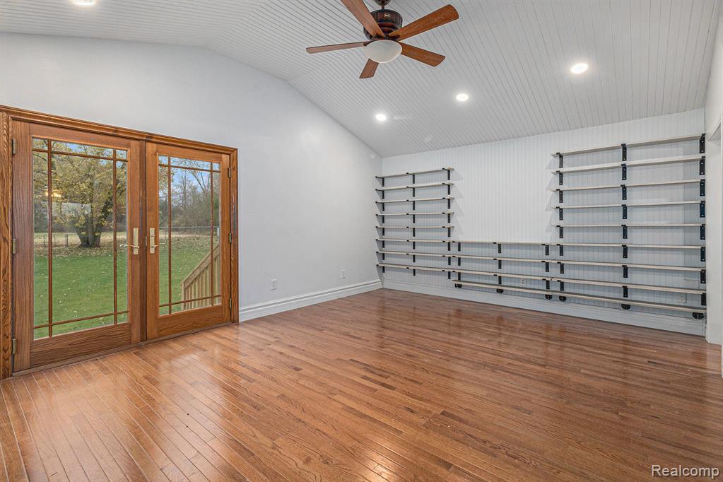 7135 Jordan Road, Grand Blanc, MI 48439 — Photo 17