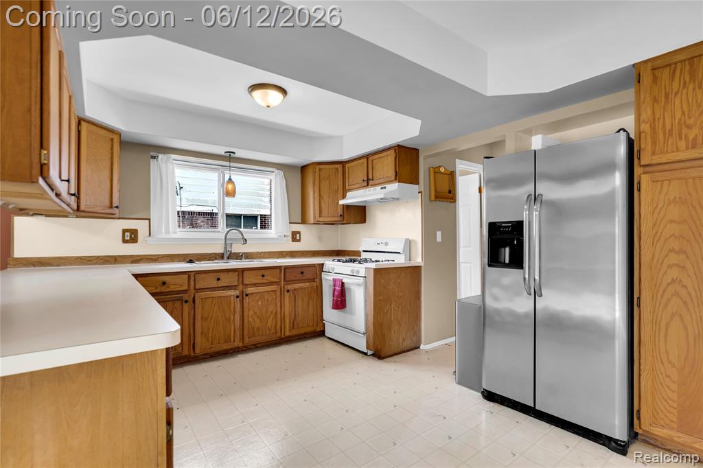 4840 Iowa Drive, Warren, MI 48092 — Photo 8
