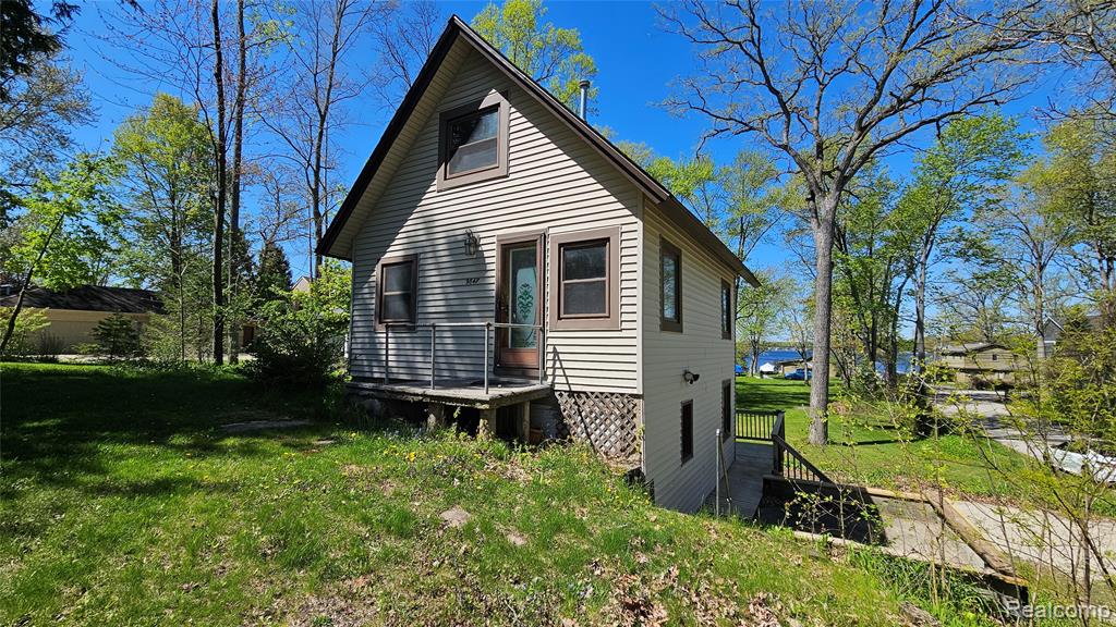 9847 Portage Lake Avenue, Pinckney, MI 48169 — Photo 25