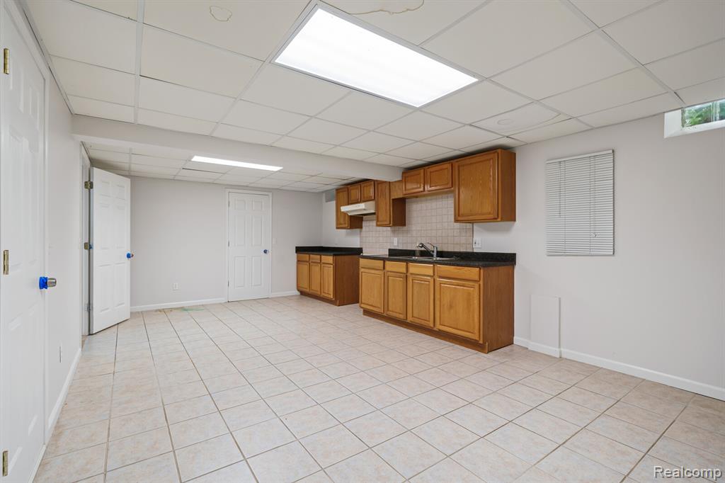 51384 Indian Pointe Drive, Macomb, MI 48042 — Photo 27