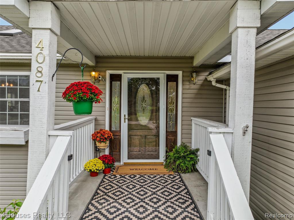 4087 Silver Valley Drive, Lake Orion, MI — Photo 5