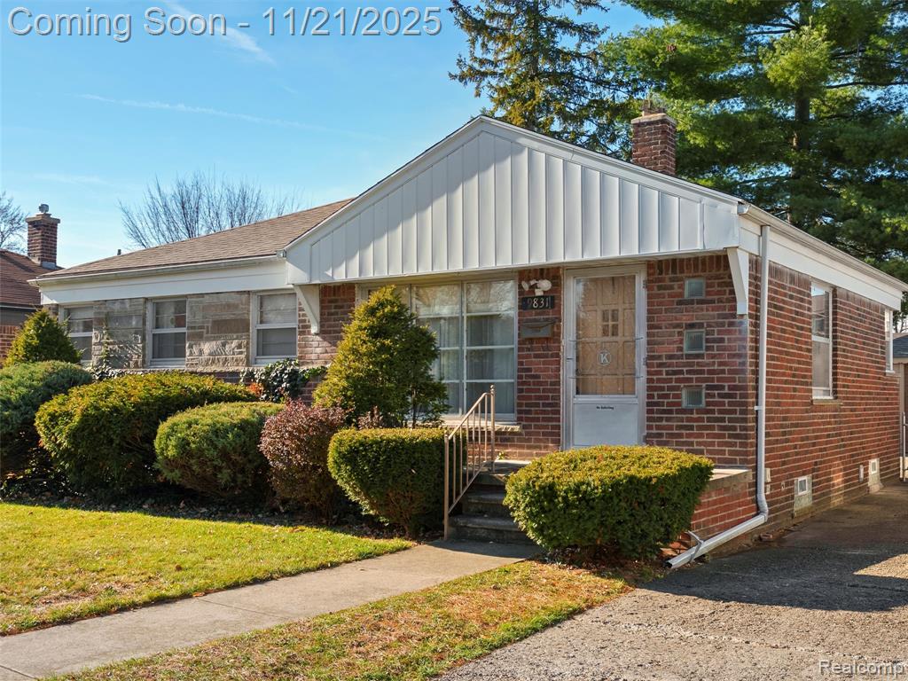 9831 Seltzer Street, Livonia, MI 48150 — Photo 2